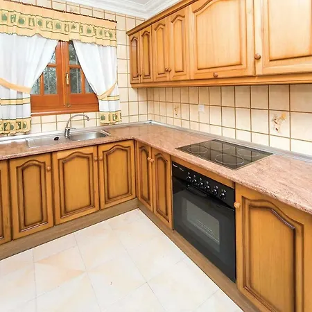 Villa Sleeps 6 Pool Air Con Wifi Nerja