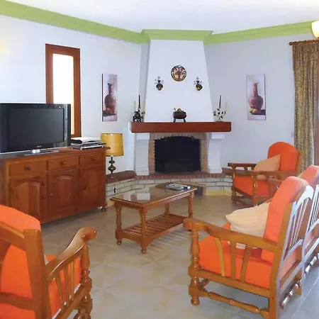 Sleeps 6 Pool Air Con Wifi * Nerja